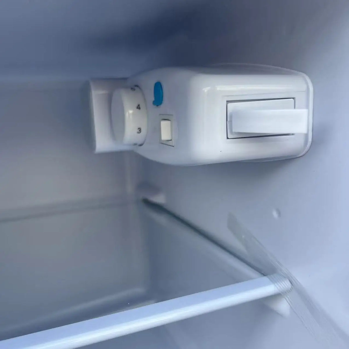 98L Double Door Fridge Mini Bar for Hotel Rooms Household Kitchen Appliances Direct Cooling Top Freezer Small Refrigerator